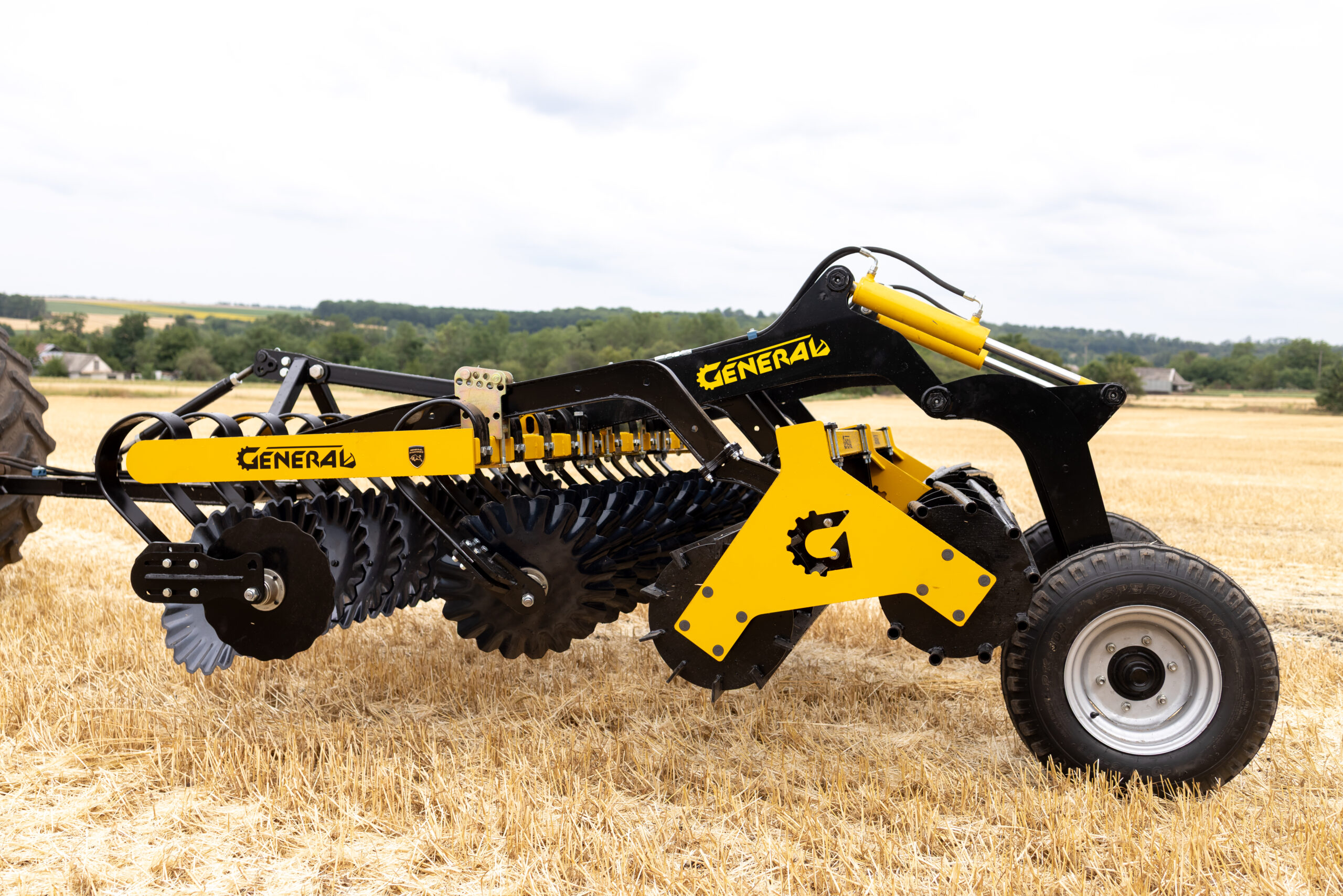 Лущильник прицепной 3,2 м Лущильник прицепной 3,2 м