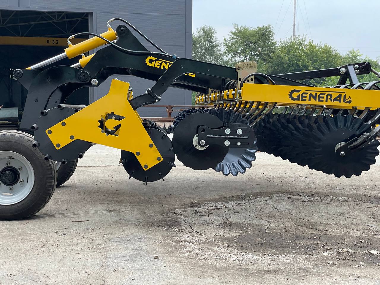 Лущильник прицепной 3,2 м Лущильник прицепной 3,2 м