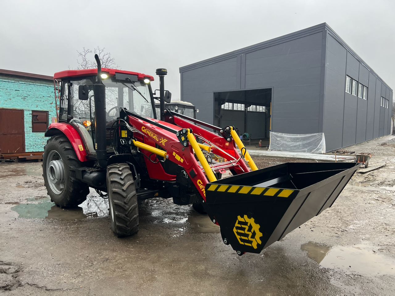 KUN GENERAL X quick-release front loader for YTO tractor KUN GENERAL X quick-release front loader for YTO tractor