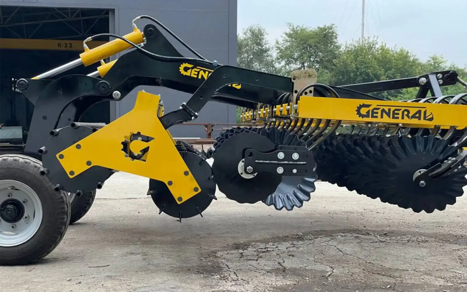 Лущильник прицепной ЛП 2,6 м Лущильник General 2.6 м для предпосевной подготовки поля