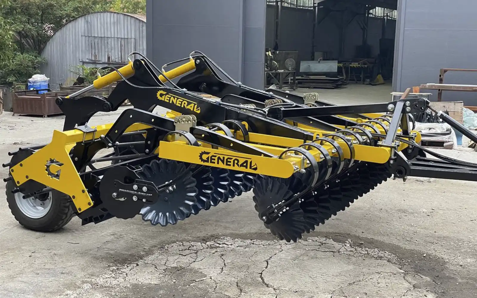 Лущильник прицепной ЛП 2,6 м Лущильник прицепной ЛП 2,6 м