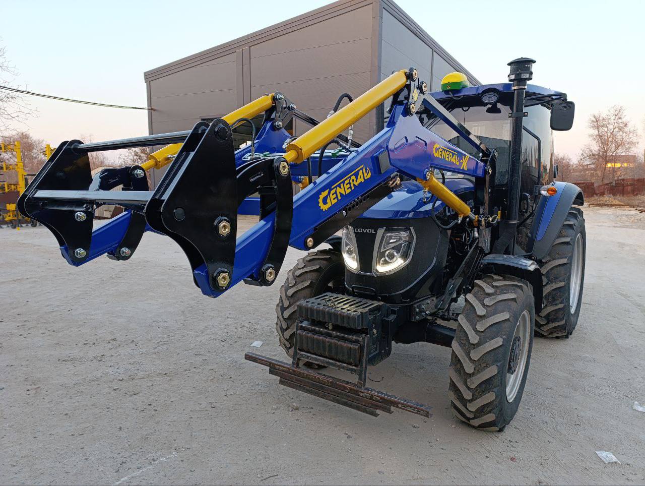 Быстросъемный фронтальный погрузчик КУН GENERAL X на трактор Lovol 1054 Быстросъемный фронтальный погрузчик КУН GENERAL X на трактор Lovol 1054