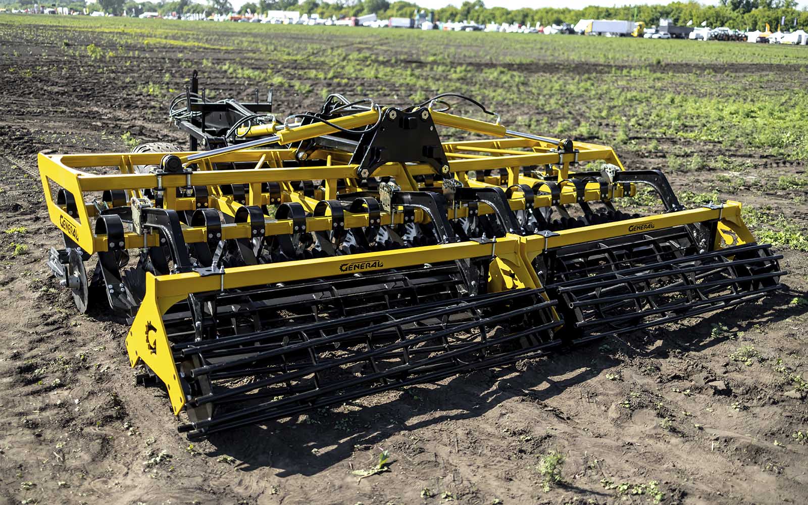 Лущильник прицепной 4,2 м Лущильник прицепной 4,2 м