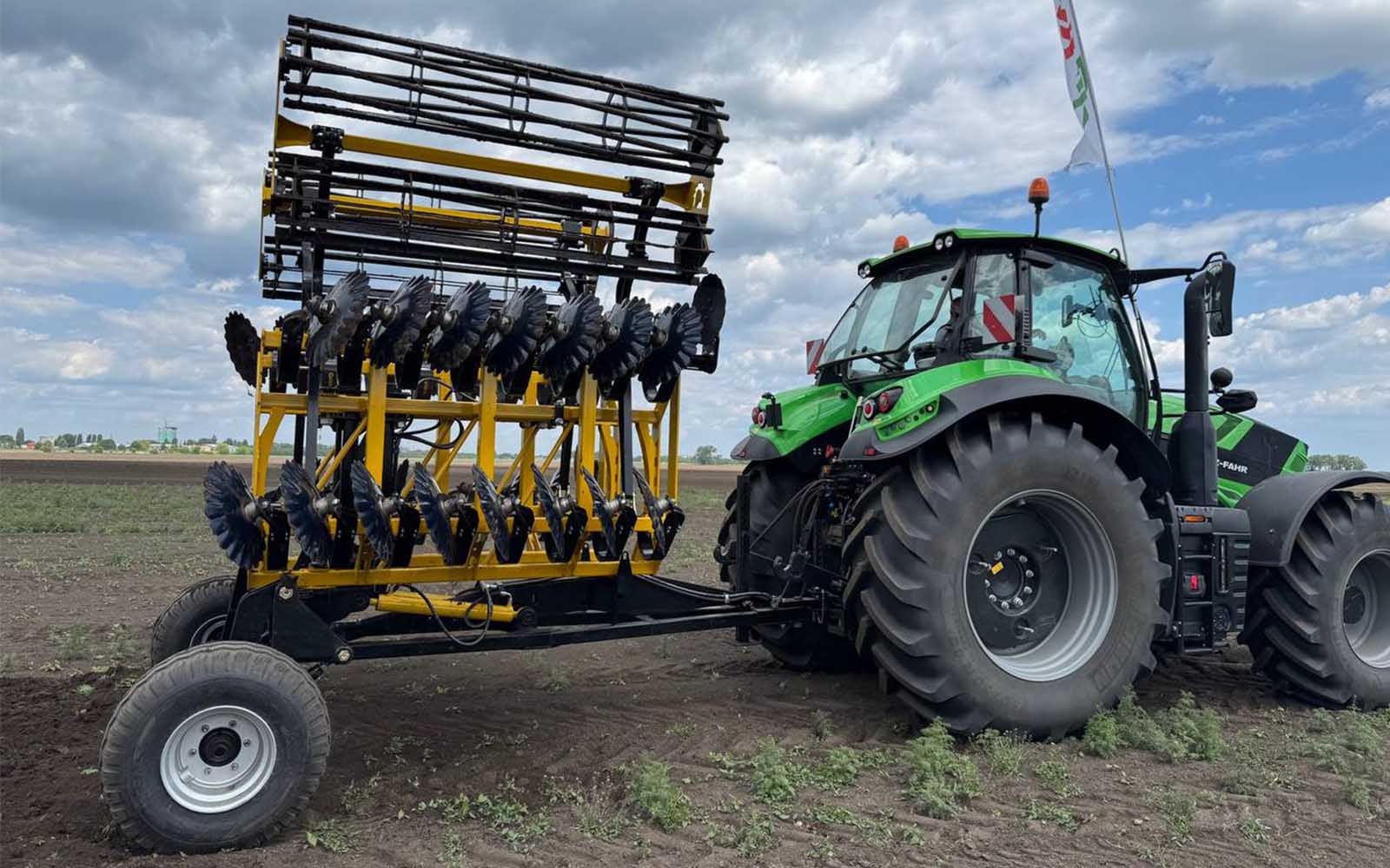 Лущильник прицепной 4,2 м Лущильник прицепной 4,2 м