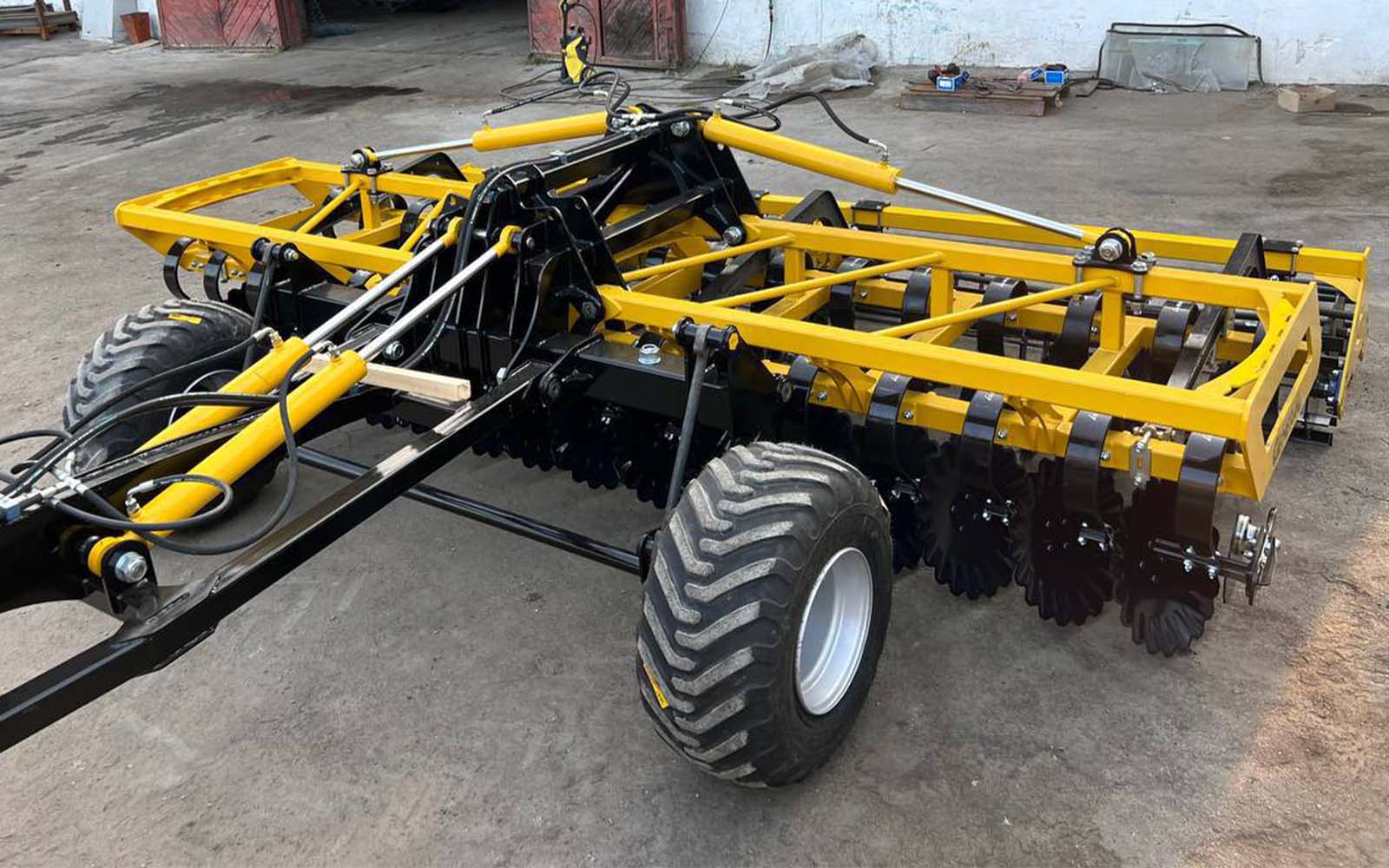 Лущильник прицепной 4,2 м Лущильник прицепной 4,2 м